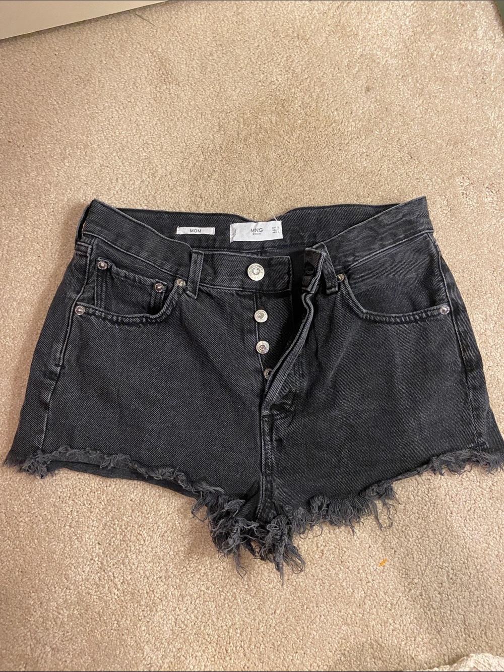 Mango Black Frayed Hem Button-Fly Denim Shorts sz 4